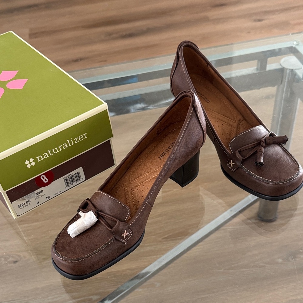 NWT! Naturalizer Women's Brown Block Heel Loafers